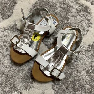 3/$15 🎉 Nine West sandal